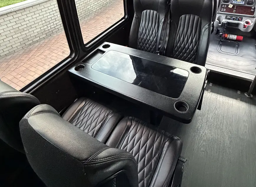 luxury Executive Table Configuration​